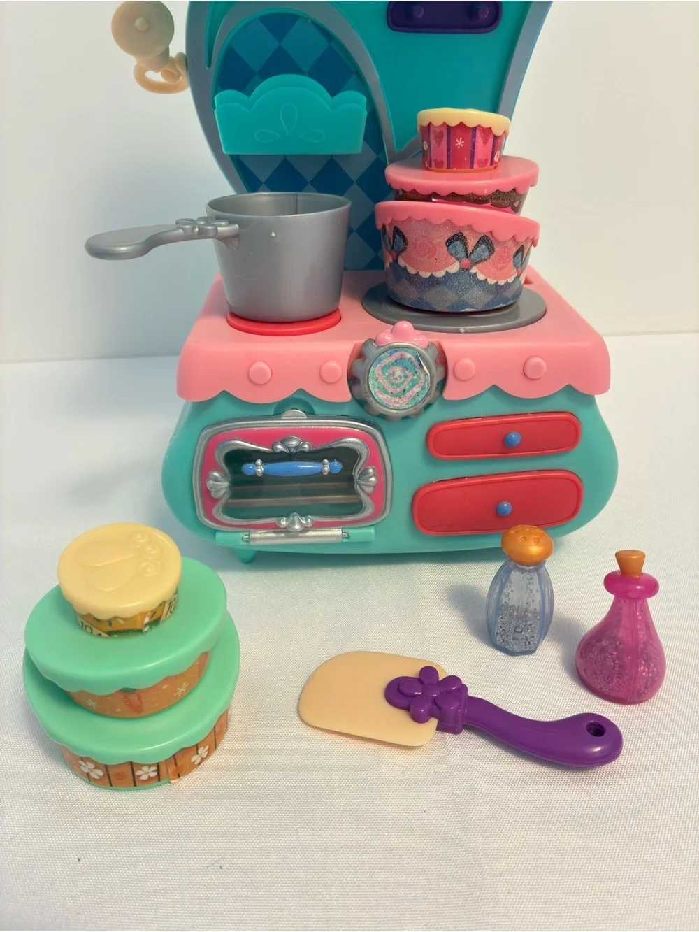 Disney Junior Alice's Wonderland Bakery & Magical Oven Play Set